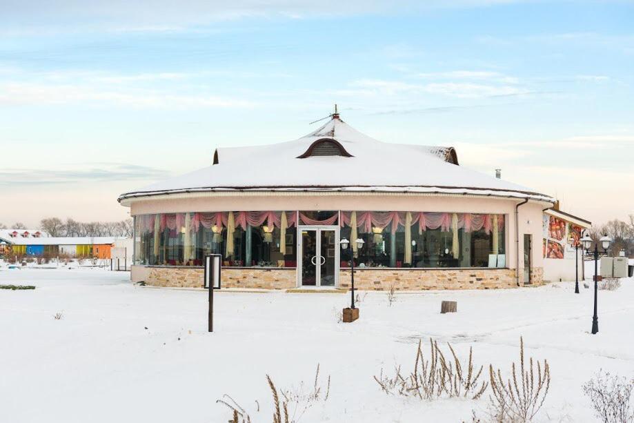 Вилла Aventurier Club Rozhny Экстерьер фото